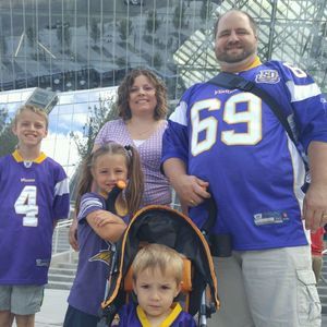 Meet your Posher, Chris